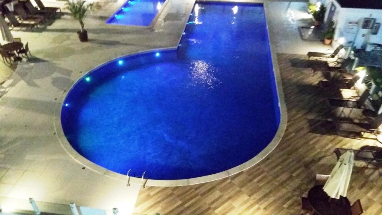 Apartamento Frente Para A Piscina A Uma Quadra Da Praia Florianópolis Zewnętrze zdjęcie