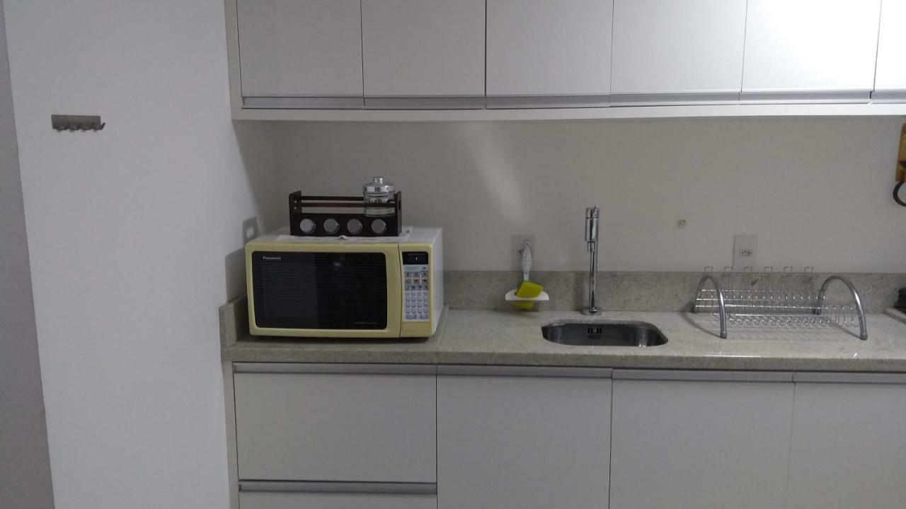 Apartamento Frente Para A Piscina A Uma Quadra Da Praia Florianópolis Zewnętrze zdjęcie