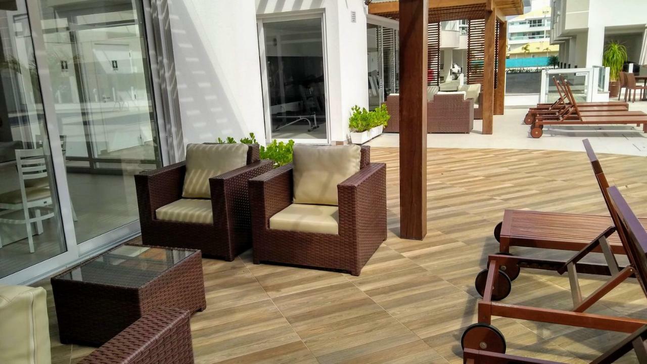 Apartamento Frente Para A Piscina A Uma Quadra Da Praia Florianópolis Zewnętrze zdjęcie